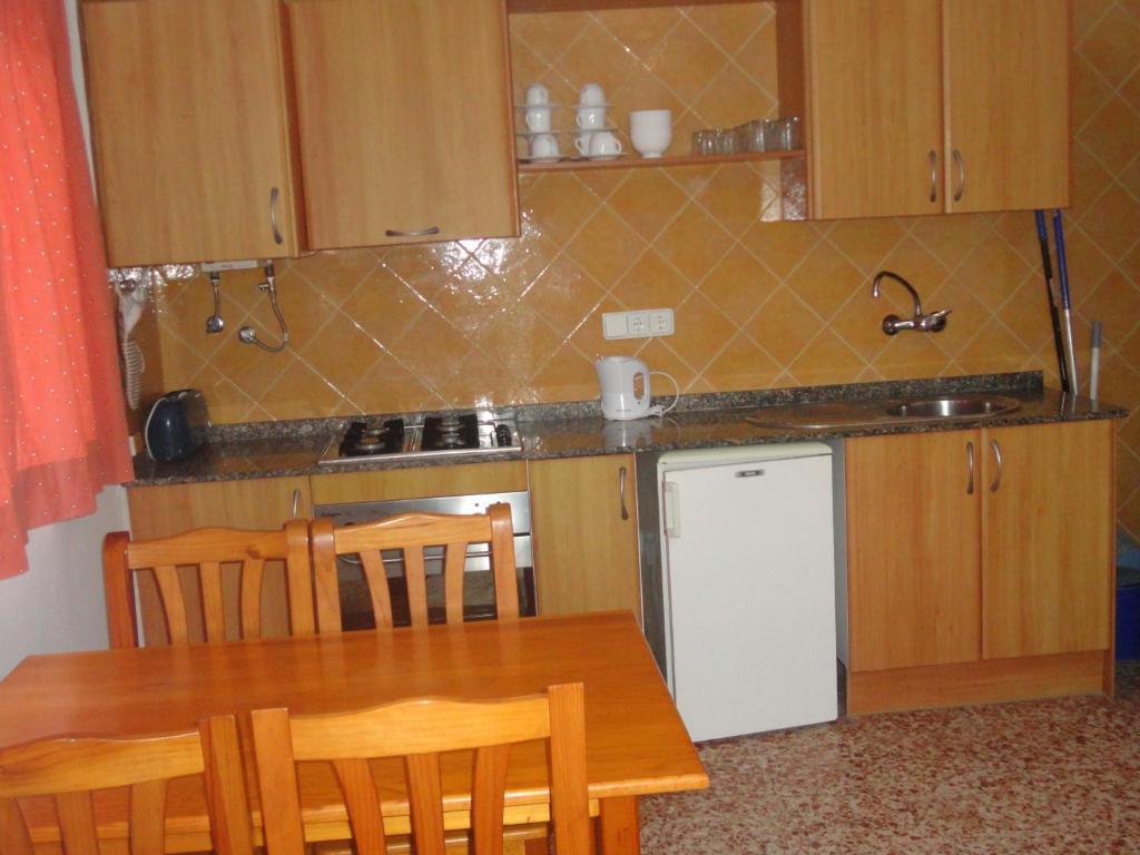 Apartamentos Cala Llonga Cala Llonga  Quarto foto